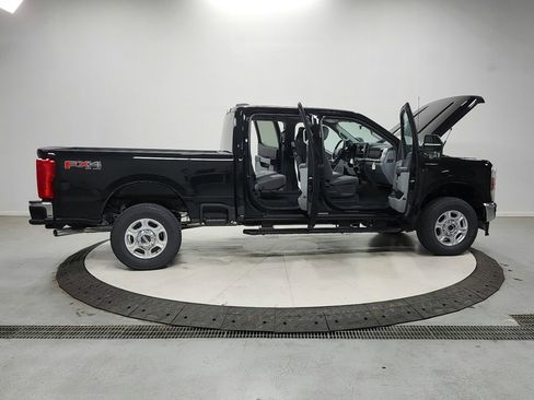 New 2026 Ford F250 XLT AWD/4WD image 16