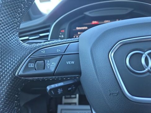 Used 2020 Audi SQ7 Premium Plus w/ Driver Assistance Package AWD/4WD image 18