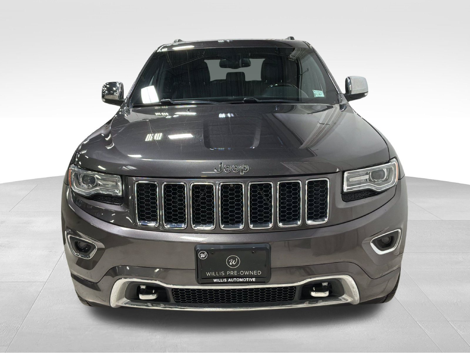 Used 2015 Jeep Grand Cherokee Overland AWD/4WD image 2