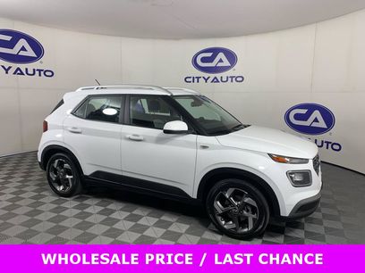 Used 2025 Hyundai Venue SEL