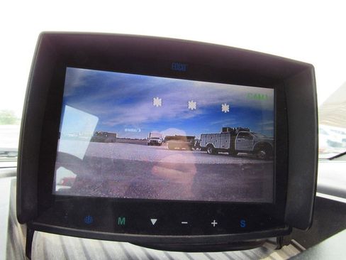 Used 2017 Ford F550 4x4 SuperCab Super Duty w/ Power Equipment Group image 53