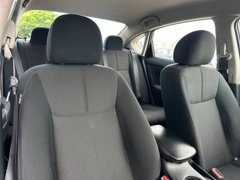 Used 2018 Nissan Sentra S w/ S Midnight Style Package FWD image 15