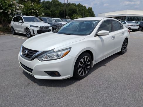 Used 2017 Nissan Altima 2.5 SV FWD image 7
