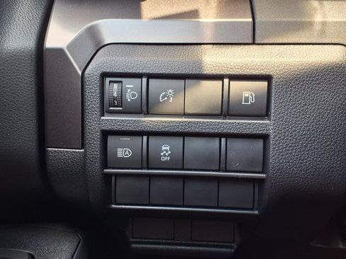 Used 2026 Toyota 4Runner SR5 AWD/4WD image 9