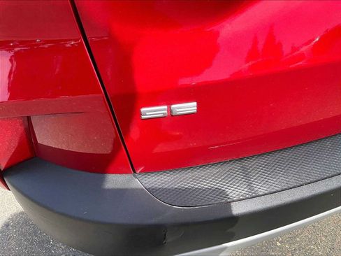 Used 2022 Ford Escape SE FWD image 11