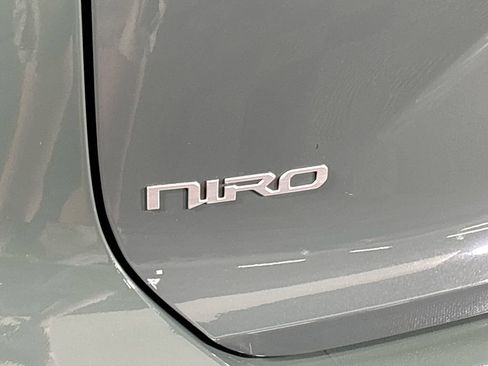 Used 2024 Kia Niro Wind w/ Wind Preserve Package FWD image 24