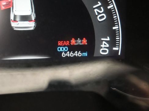 Used 2023 Toyota RAV4 XLE AWD/4WD image 17