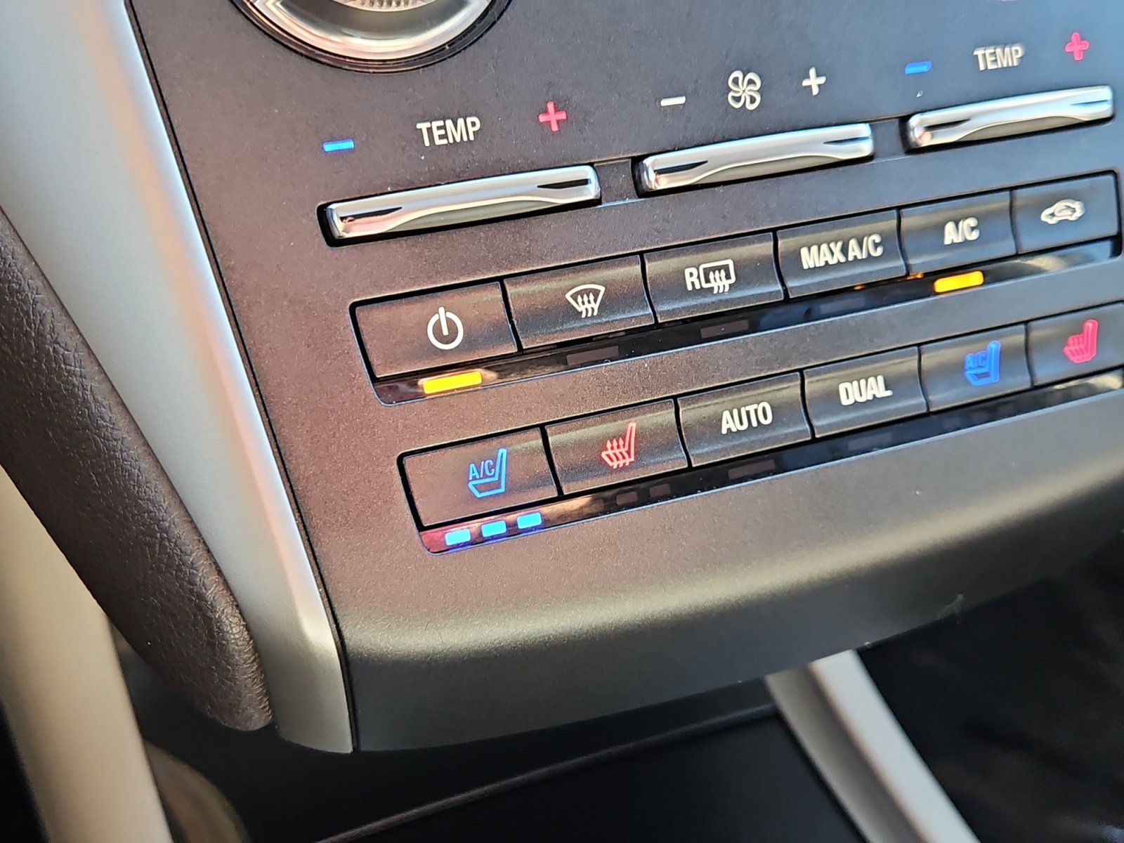 Used 2017 Lincoln MKC Reserve FWD image 24