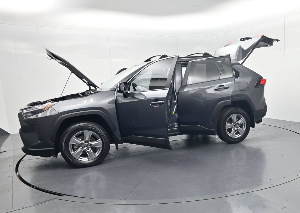 Used 2025 Toyota RAV4 XLE w/ Convenience Package FWD image 64