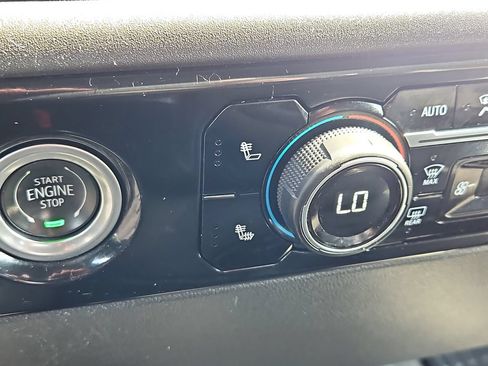 Certified 2023 Chevrolet Silverado 1500 LT AWD/4WD image 19