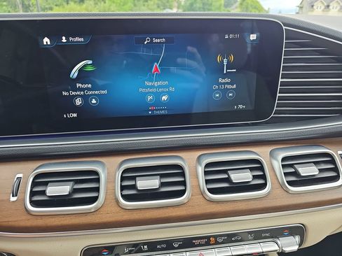 Used 2022 Mercedes-Benz GLE 350 4MATIC image 13