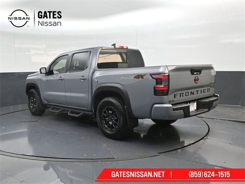 Used 2023 Nissan Frontier PRO-4X w/ Pro-4X Premium Package image 8