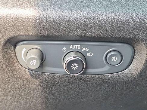 Used 2019 Chevrolet Traverse LT w/ LPO, Floor Liner Package AWD/4WD image 14