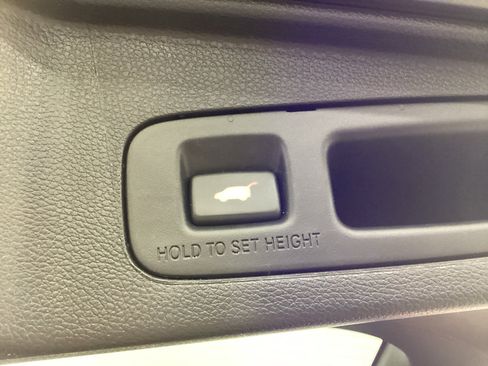 Used 2020 Honda CR-V EX-L image 11