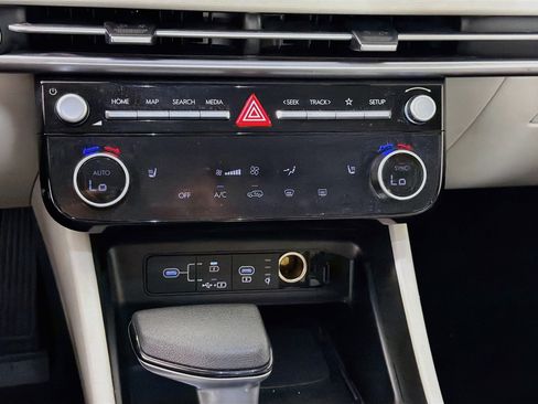Used 2025 Hyundai Tucson SEL FWD image 22