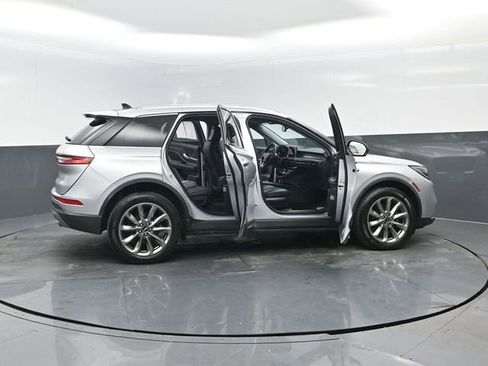 Used 2020 Lincoln Corsair AWD w/ Premium Package image 21