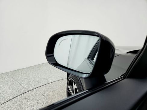 Used 2022 Volvo XC60 B6 R-Design w/ Advanced Package image 19