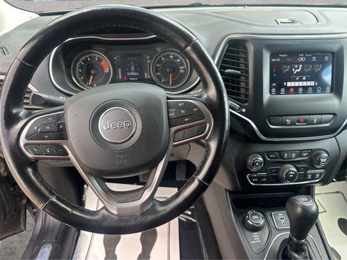 Used 2021 Jeep Cherokee Latitude Lux AWD/4WD image 27