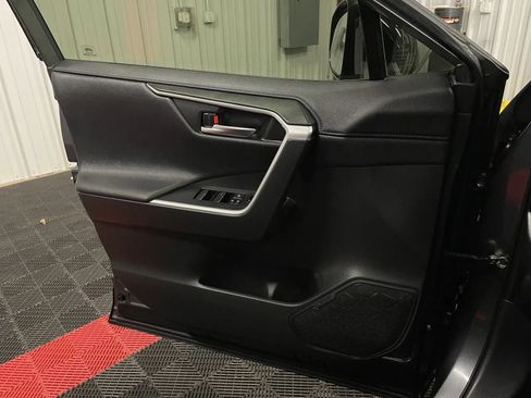 Used 2020 Toyota RAV4 XSE w/ XSE Grade Weather Package image 30