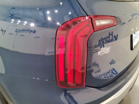 Used 2024 Kia Telluride S w/ S Sunroof Package AWD/4WD image 9