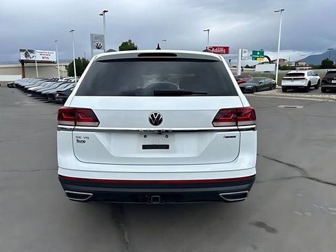 Used 2023 Volkswagen Atlas SE w/ Black Wheel Package AWD/4WD image 4