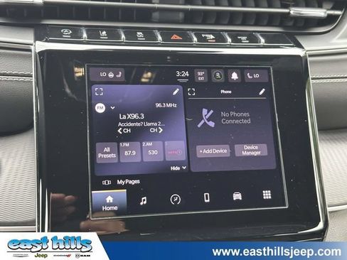 Used 2023 Jeep Grand Cherokee Altitude AWD/4WD image 36