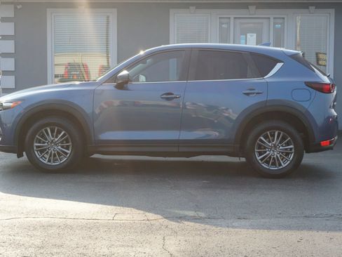 Used 2017 MAZDA CX-5 Touring w/ Preferred Equipment Package FWD image 8