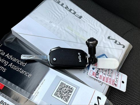 Used 2023 Kia Forte LXS image 11