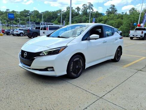 Used 2023 Nissan Leaf SV Plus FWD image 4