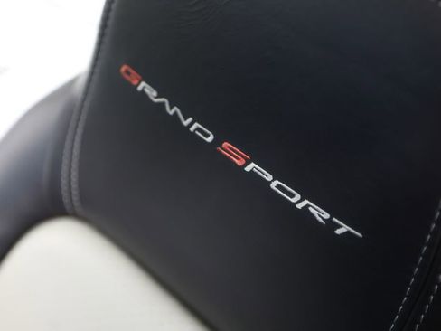 Used 2011 Chevrolet Corvette Grand Sport w/ Preferred Equipment Group RWD image 30