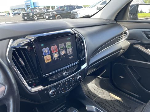 Used 2018 Chevrolet Traverse Premier w/ LPO, Floor Liner Package AWD/4WD image 16
