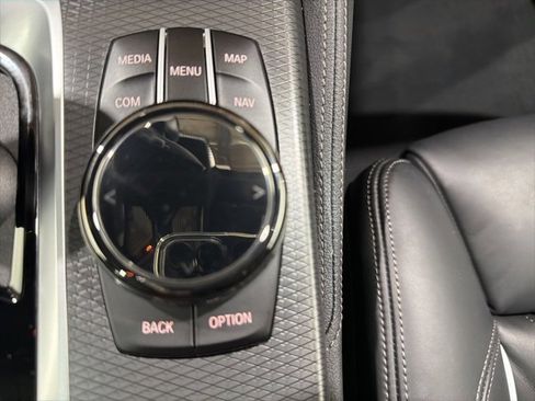 Certified 2023 BMW M550i xDrive w/ Executive Package image 39