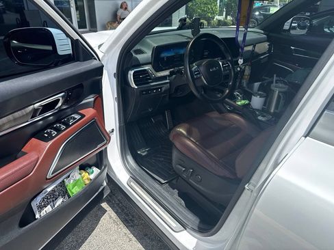 Used 2023 Kia Telluride SX AWD/4WD image 5