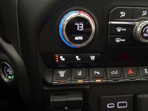 Used 2020 GMC Sierra 3500 Denali w/ Denali Ultimate Package image 49