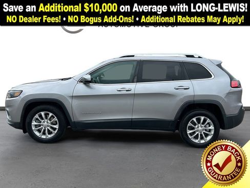 Used 2019 Jeep Cherokee Latitude w/ Popular Appearance Group image 2
