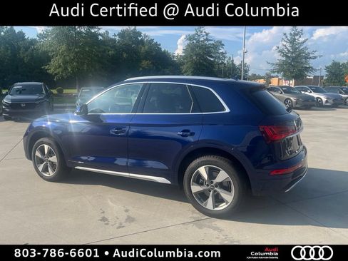 Used 2023 Audi Q5 2.0T Premium w/ Convenience Package AWD/4WD image 3