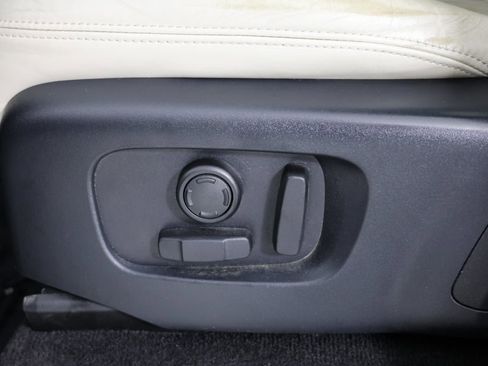 Used 2020 Land Rover Range Rover Sport HSE Dynamic image 25