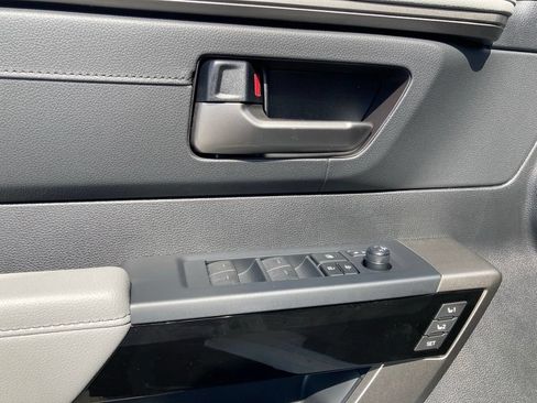 New 2026 Toyota Tundra Limited AWD/4WD image 13