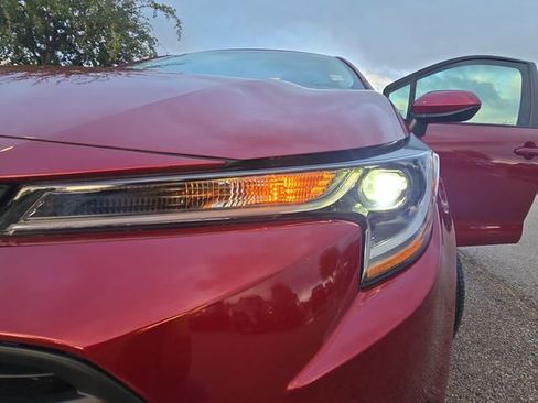 Certified 2023 Toyota Corolla LE image 30