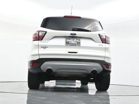 Used 2018 Ford Escape SE w/ SE Sync 3 Package AWD/4WD image 49