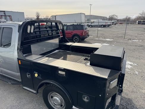 Used 2022 Ford F250 XL w/ Power Equipment Group image 4