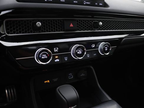 Certified 2024 Honda Civic Sport image 6