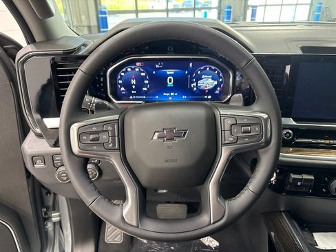 New 2026 Chevrolet Silverado 1500 RST AWD/4WD image 12