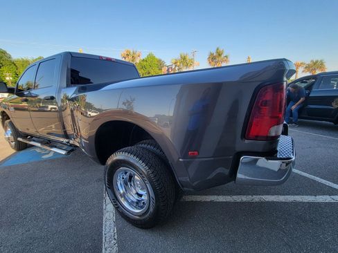 Used 2015 RAM 3500 Tradesman w/ Chrome Appearance Group AWD/4WD image 10