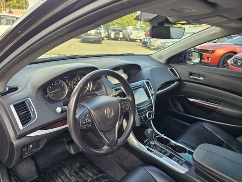Used 2015 Acura TLX w/ Technology Package image 10