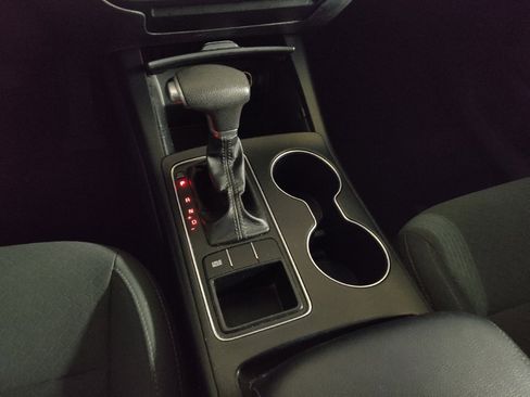 Used 2020 Kia Sorento LX image 26