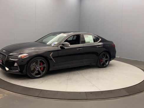 Used 2021 Genesis G70 3.3T AWD/4WD image 9