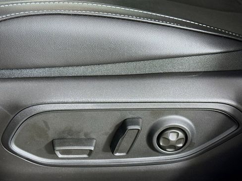 New 2025 Jeep Grand Cherokee L Laredo image 20