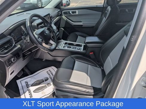Used 2024 Ford Explorer XLT w/ Equipment Group 202A AWD/4WD image 14