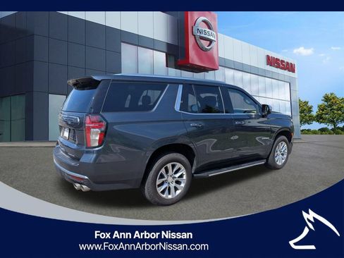 Used 2021 Chevrolet Tahoe Premier w/ Premium Package AWD/4WD image 5